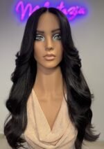 باروكة طول ٢٤ انش لون طبيعي مايل للأسود